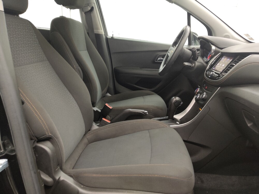 2020 Chevrolet Trax in St. Louis, MO 63136 - 18135870 21