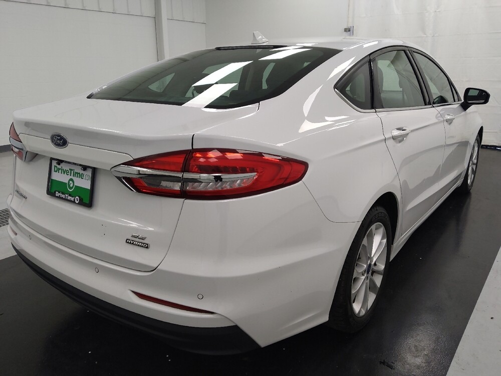 2020 Ford Fusion in St. Louis, MO 63136 - 18135871 9
