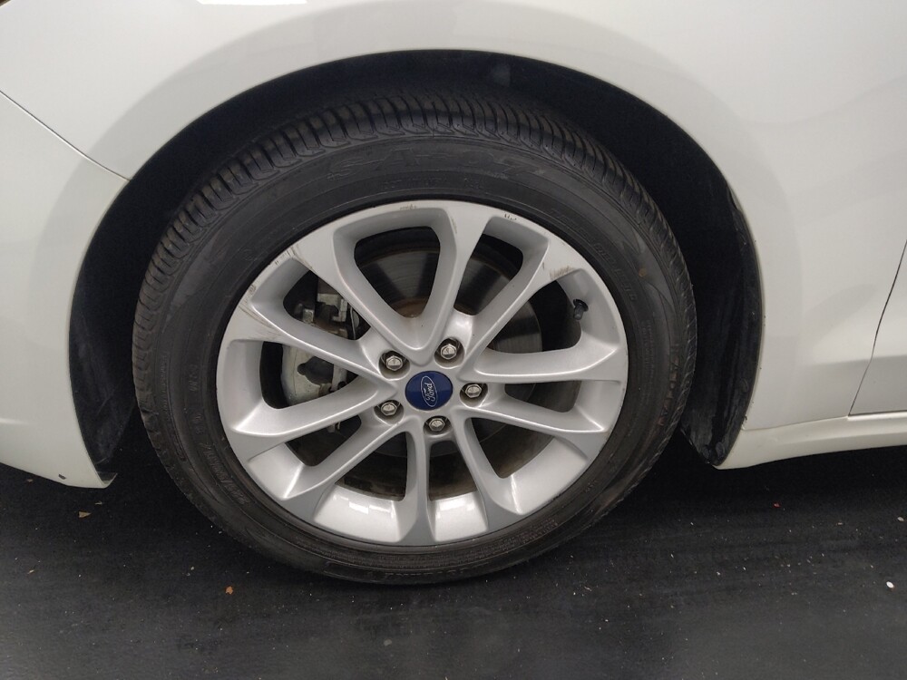 2020 Ford Fusion in St. Louis, MO 63136 - 18135871 31