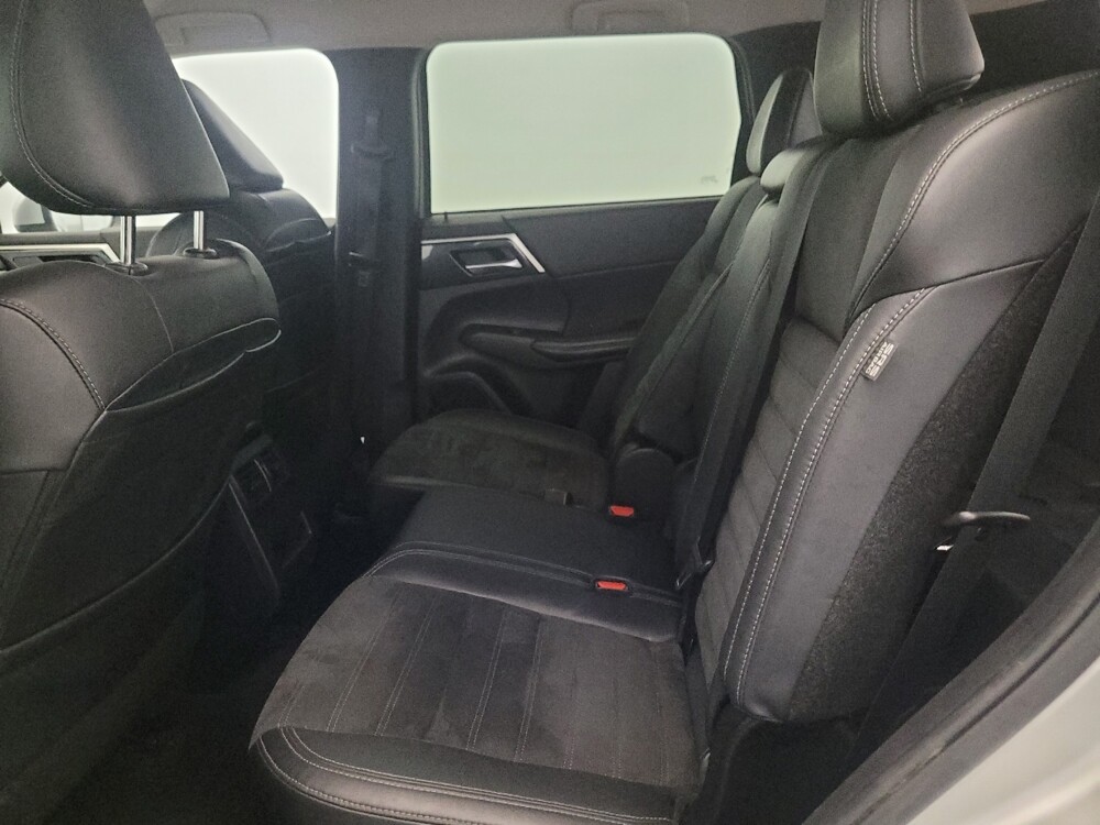 2022 Mitsubishi Outlander in Owings Mills, MD 21117 - 18135877 18