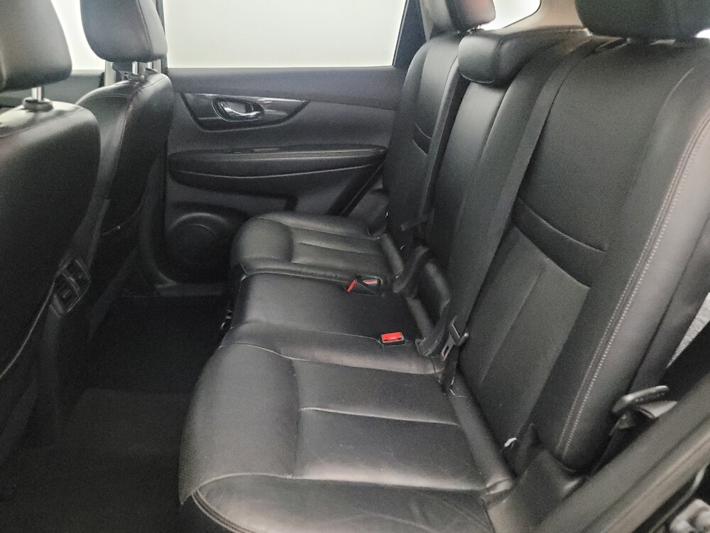 2017 Nissan Rogue in Pittsburgh, PA 15236 - 18135879 18