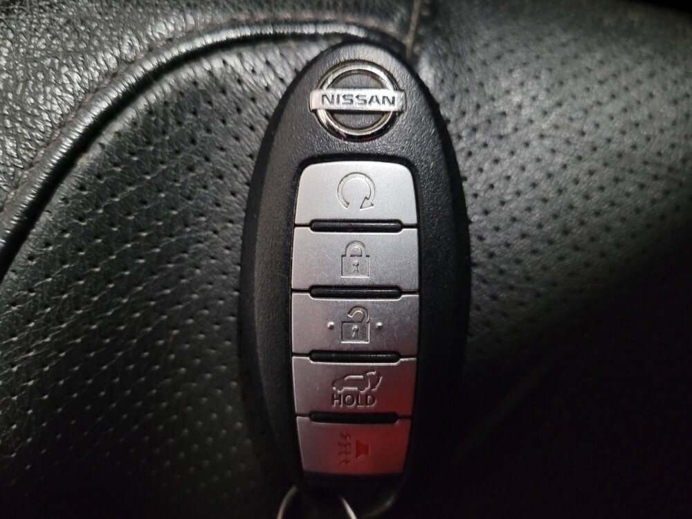 2017 Nissan Rogue in Pittsburgh, PA 15236 - 18135879 32