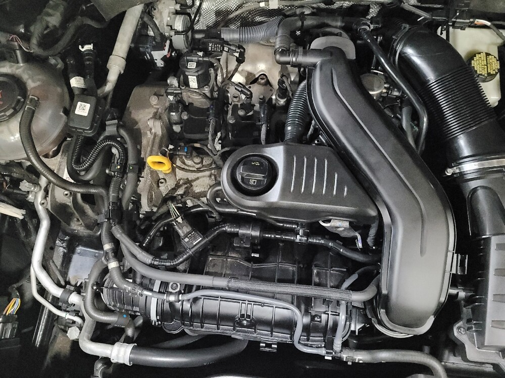 2022 Volkswagen Taos in Woodbridge, VA 22191 - 18135882 30