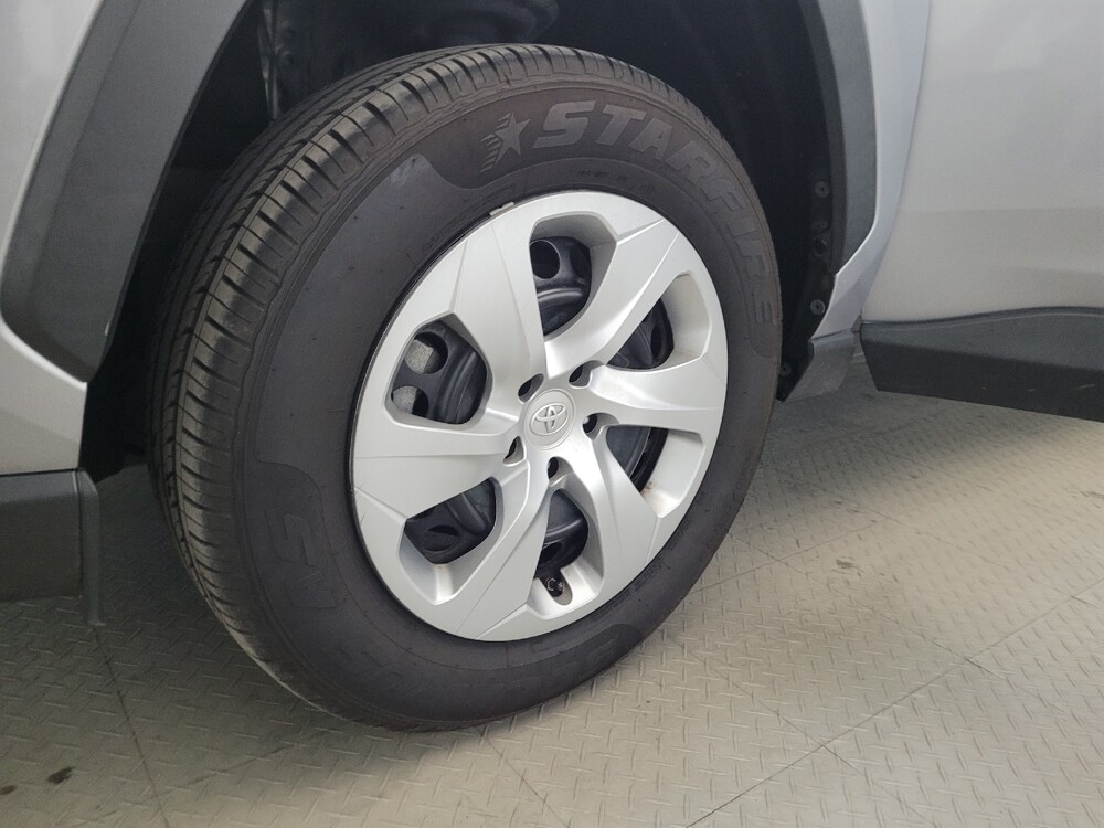 2021 Toyota RAV4 in Owings Mills, MD 21117 - 18135886 31