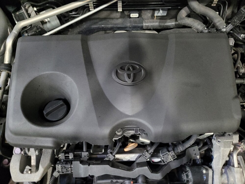 2021 Toyota RAV4 in Owings Mills, MD 21117 - 18135886 30