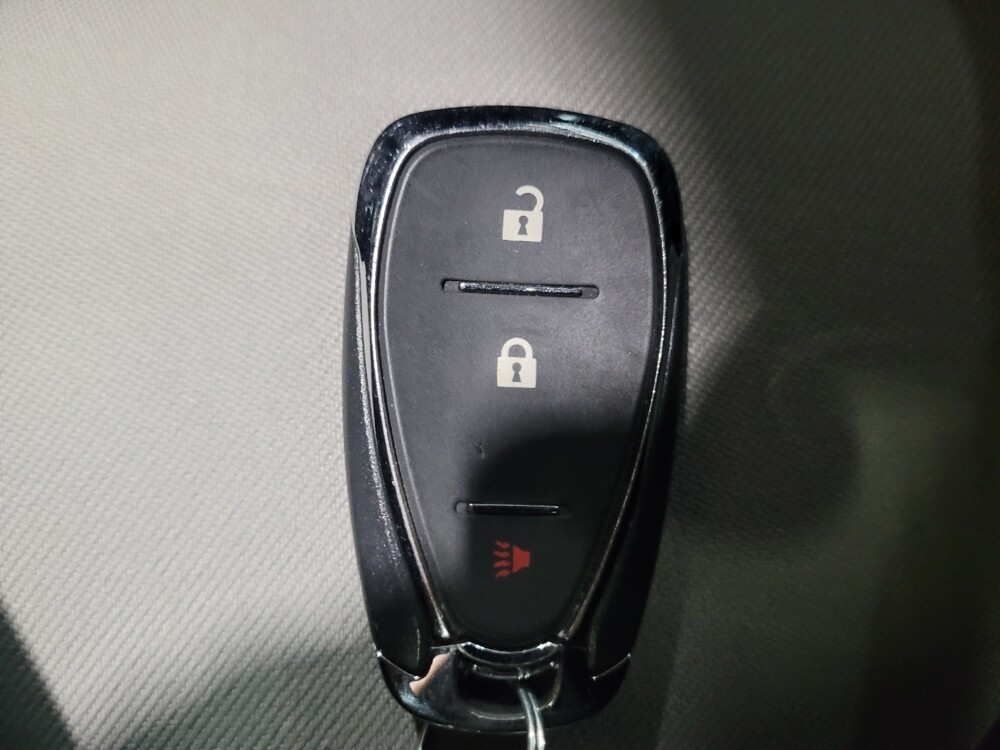 2020 Chevrolet Equinox in Chesapeake, VA 23320 - 18135888 32