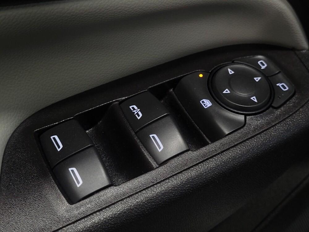 2020 Chevrolet Equinox in Chesapeake, VA 23320 - 18135888 27