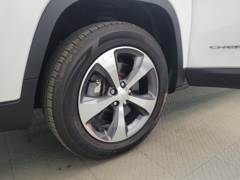 2019 Jeep Cherokee in Richmond, VA 23235 - 18135900 31