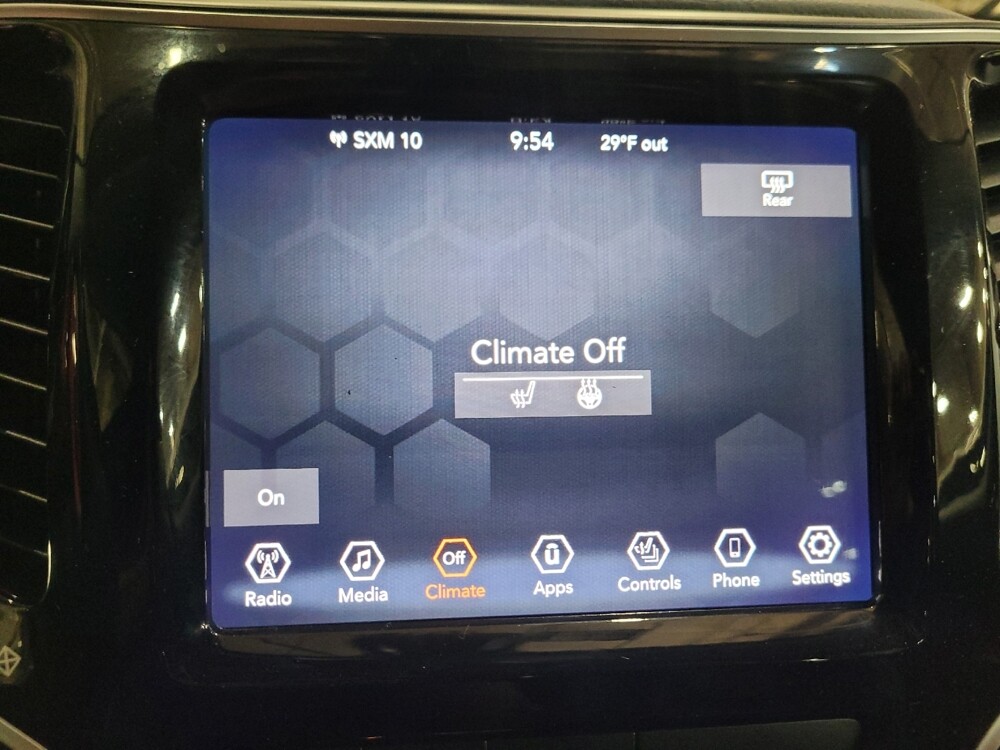 2019 Jeep Cherokee in Richmond, VA 23235 - 18135900 25