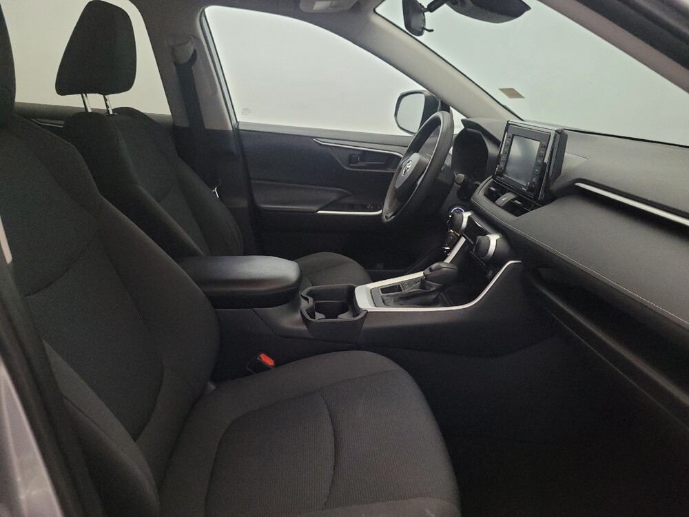 2021 Toyota RAV4 in Glen Burnie, MD 21061 - 18135902 21