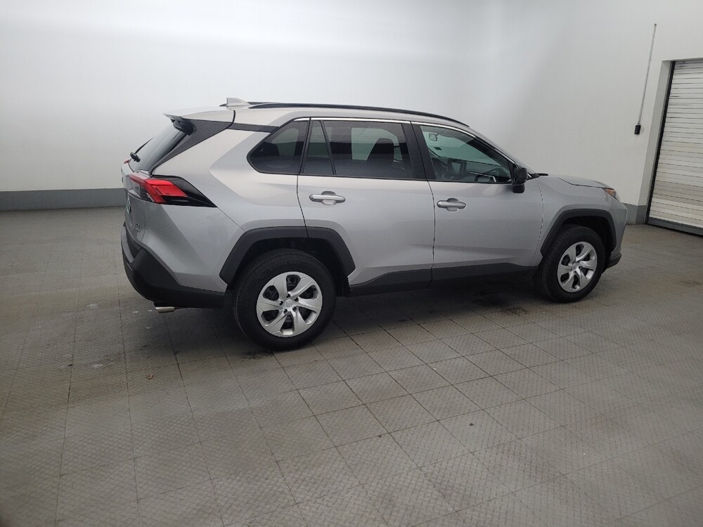 2021 Toyota RAV4 in Glen Burnie, MD 21061 - 18135902 10