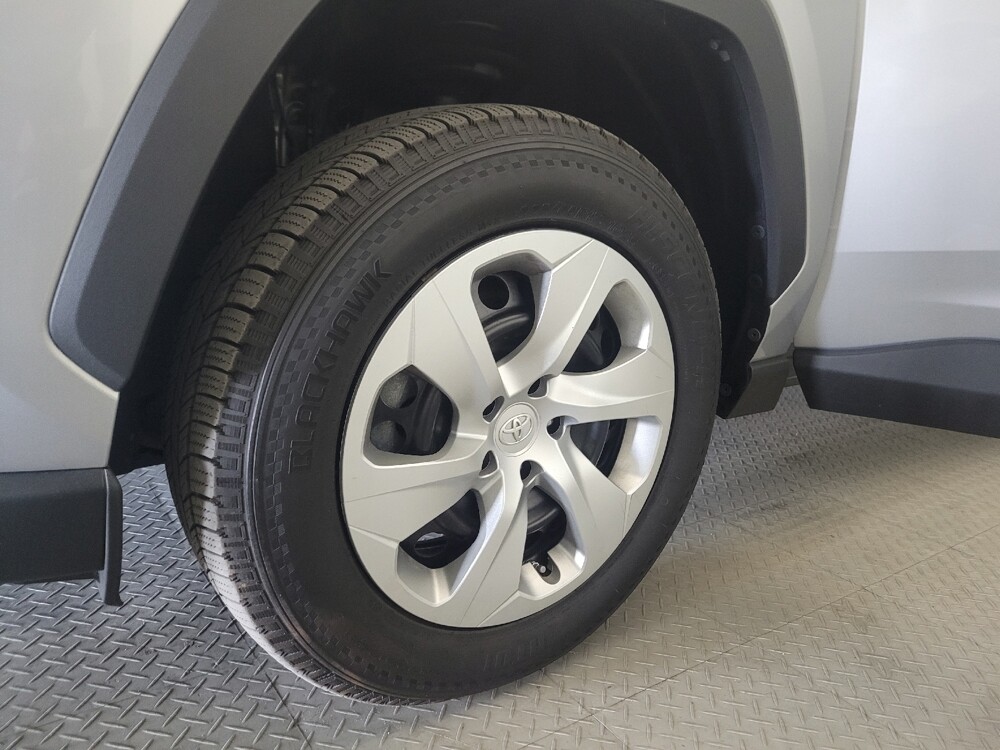 2021 Toyota RAV4 in Glen Burnie, MD 21061 - 18135902 31