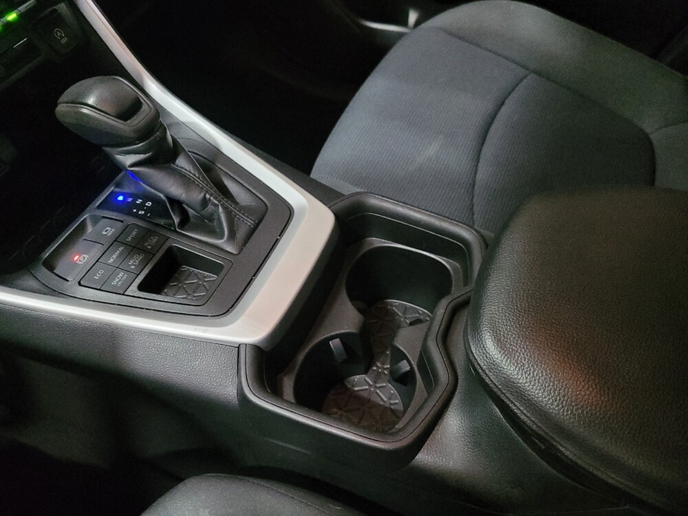 2021 Toyota RAV4 in Glen Burnie, MD 21061 - 18135902 26