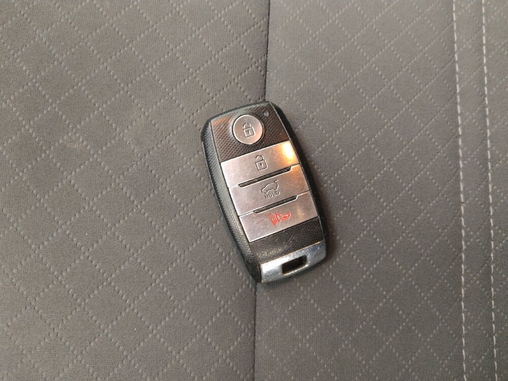 2020 Kia Sorento in Springfield, MO 65807 - 18135903 32