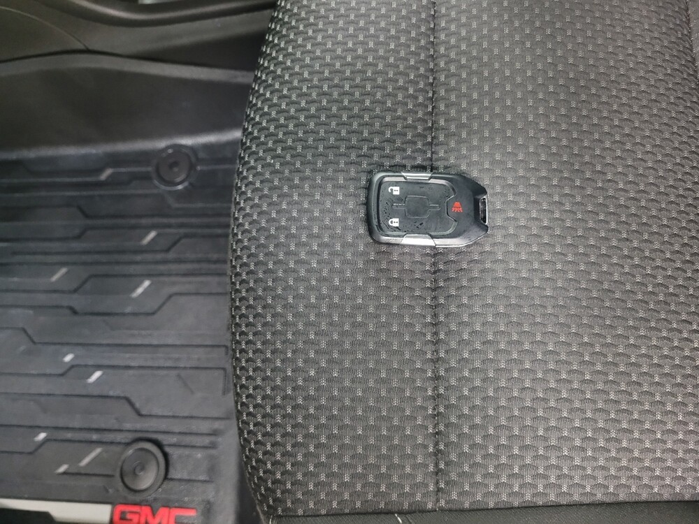 2021 GMC Acadia in St. Louis, MO 63125 - 18135904 32