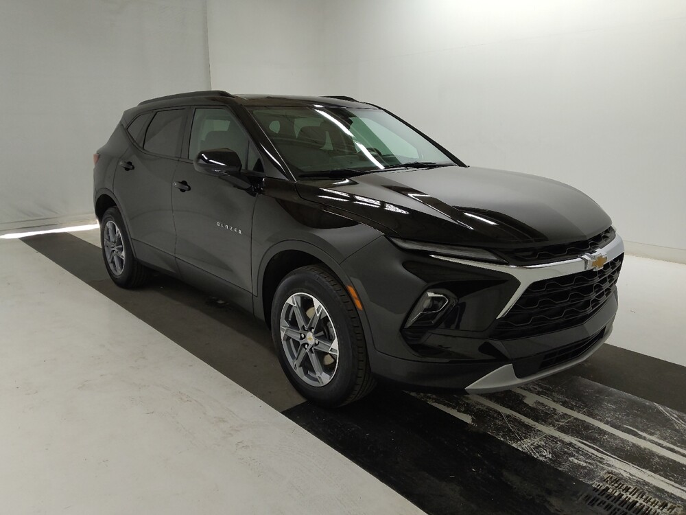 2024 Chevrolet Blazer in St. Louis, MO 63125 - 18135906 13