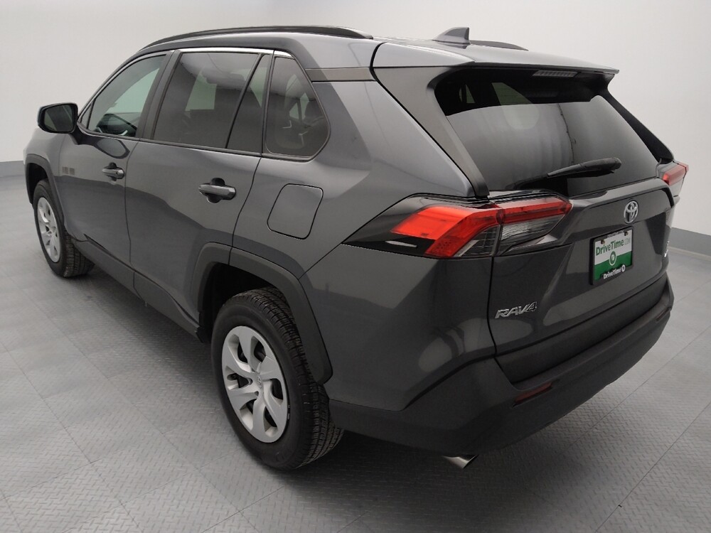2019 Toyota RAV4 in Independence, MO 64055 - 18135907 5