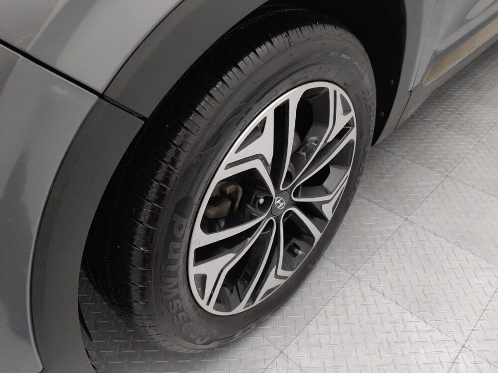 2020 Hyundai Santa Fe in Wichita, KS 67207 - 18135909 31