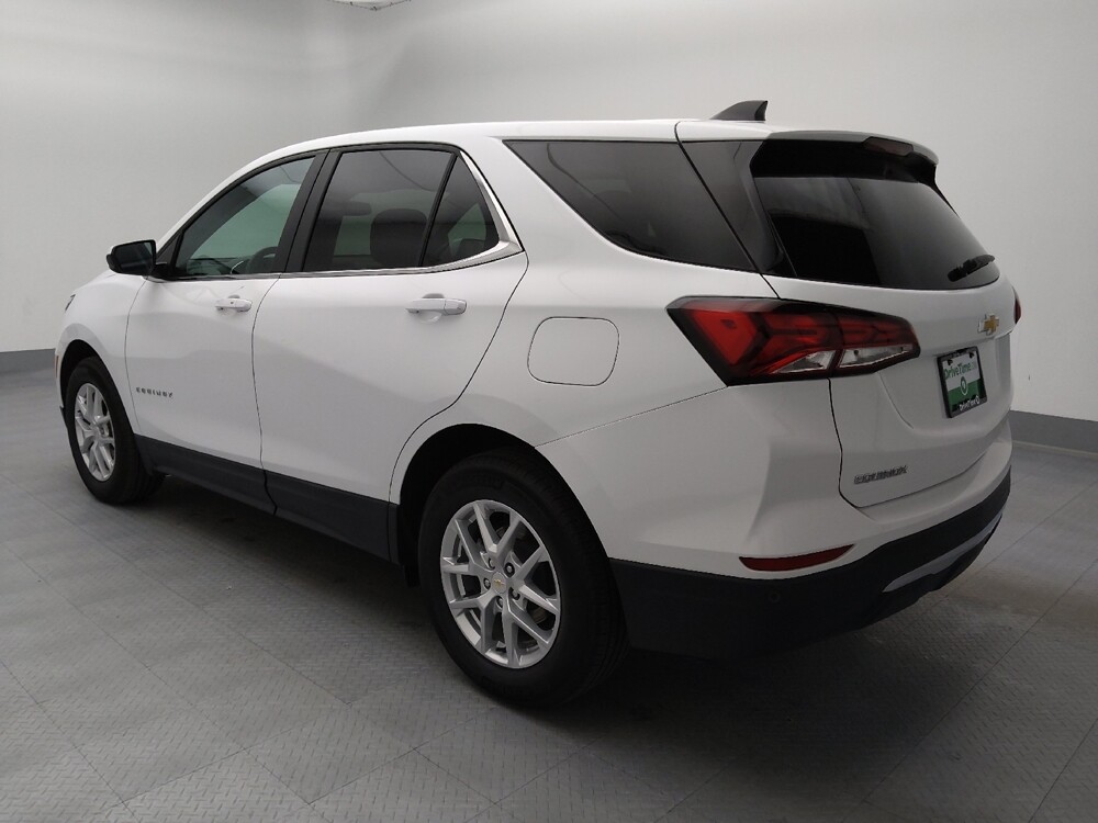 2024 Chevrolet Equinox in Wichita, KS 67207 - 18135913 3