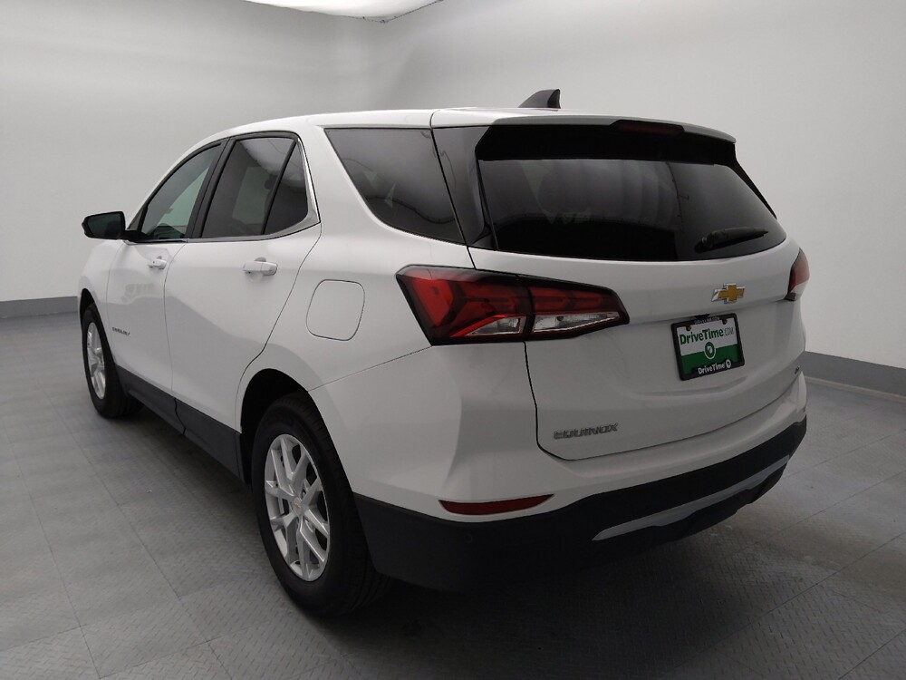 2024 Chevrolet Equinox in Wichita, KS 67207 - 18135913 5