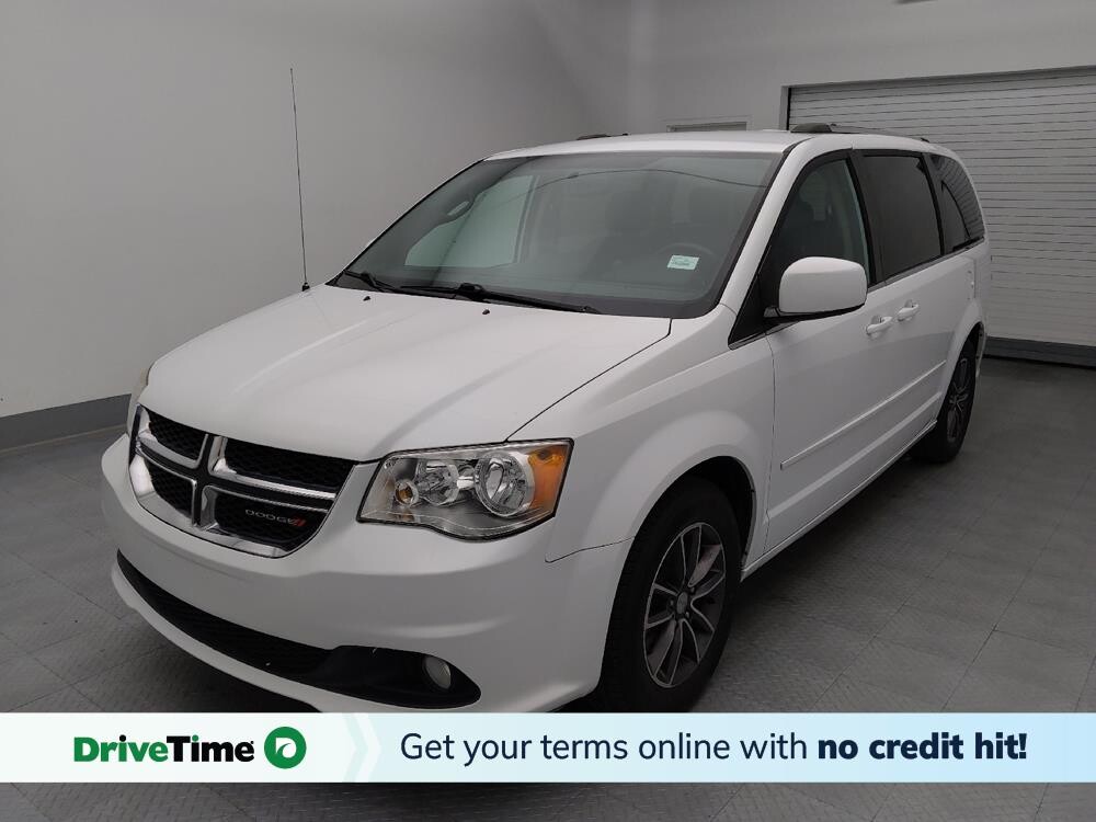 2017 Dodge Grand Caravan in Gladstone, MO 64118 - 18135914