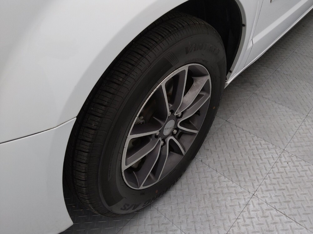 2017 Dodge Grand Caravan in Gladstone, MO 64118 - 18135914 31