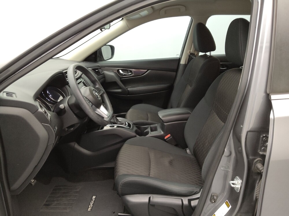 2018 Nissan Rogue in Gladstone, MO 64118 - 18135916 17