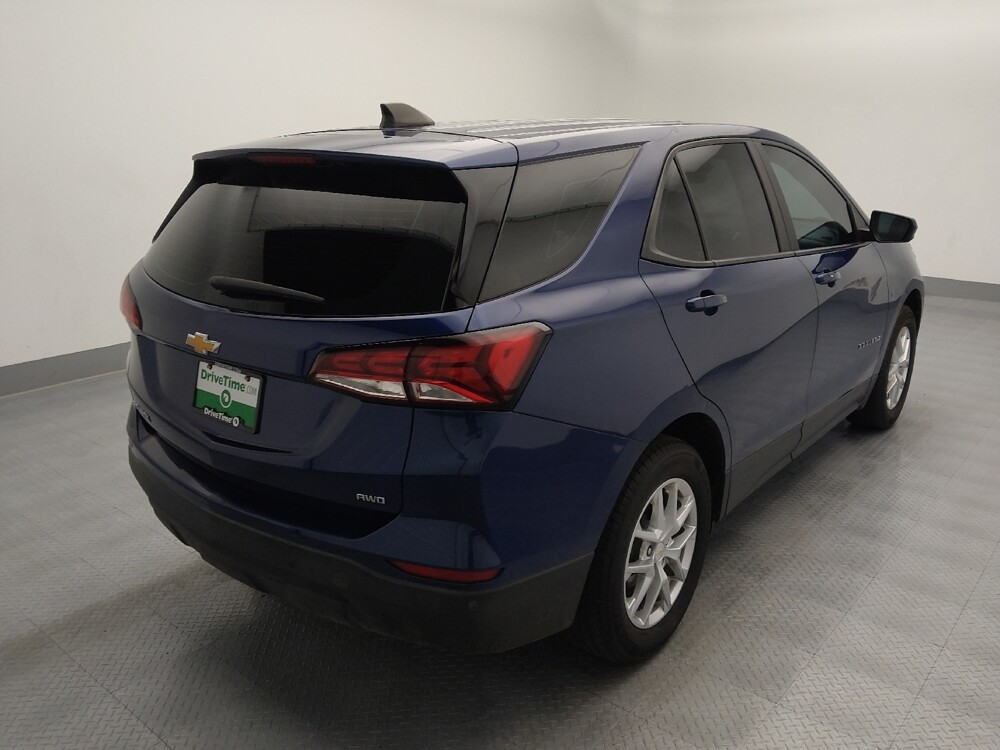 2022 Chevrolet Equinox in Wichita, KS 67207 - 18135917 9