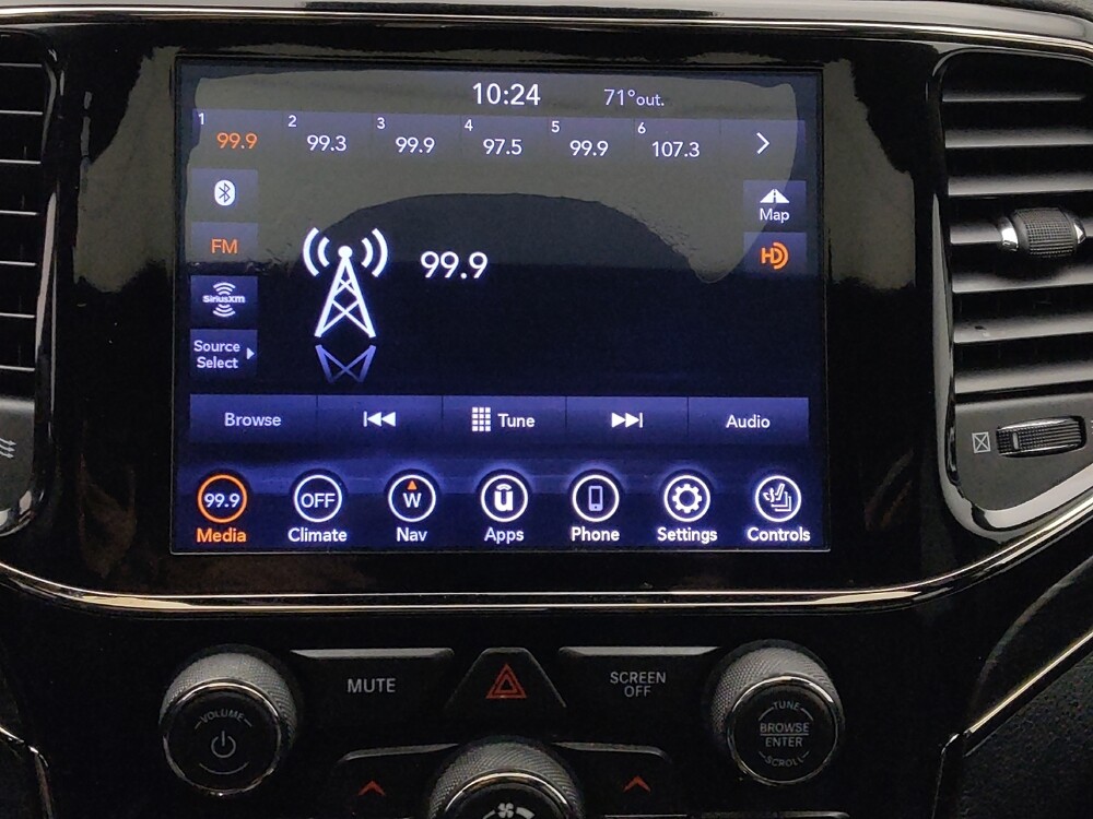 2020 Jeep Grand Cherokee in Wichita, KS 67207 - 18135918 25