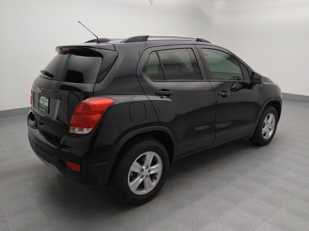 2022 Chevrolet Trax in Springfield, MO 65807 - 18135920 10