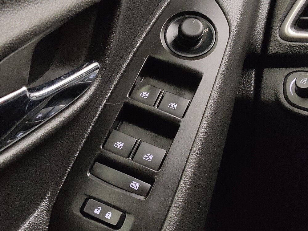 2022 Chevrolet Trax in Springfield, MO 65807 - 18135920 27