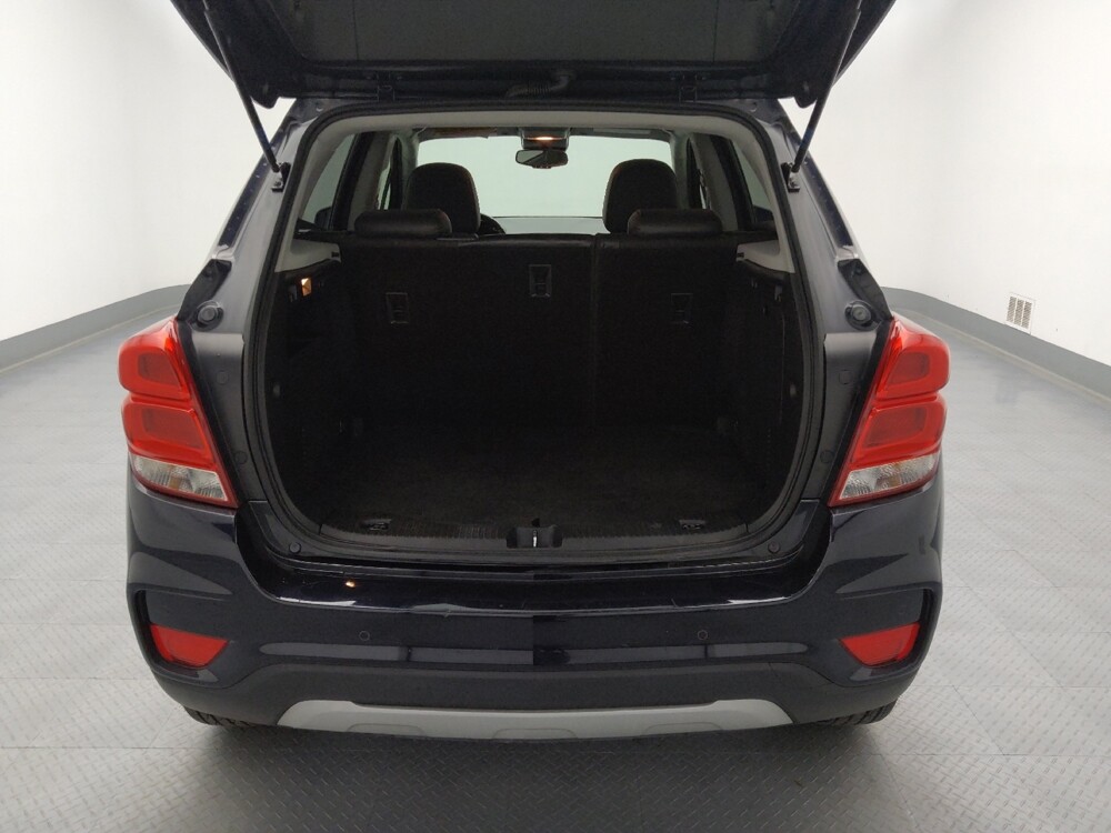 2022 Chevrolet Trax in Springfield, MO 65807 - 18135920 29