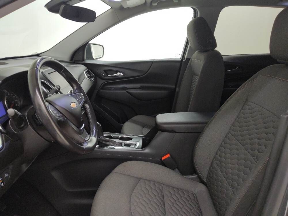 2020 Chevrolet Equinox in St. Louis, MO 63125 - 18135921 17