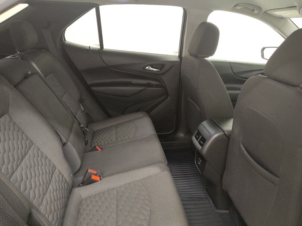 2020 Chevrolet Equinox in St. Louis, MO 63125 - 18135921 19