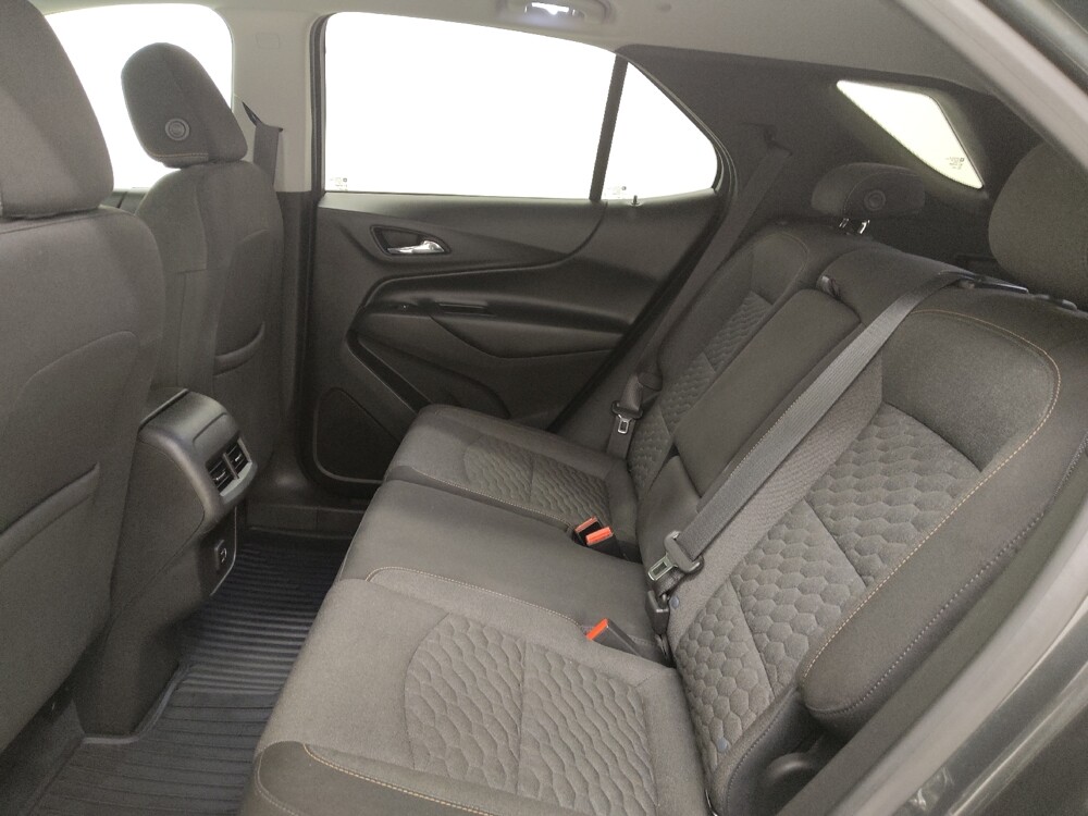 2020 Chevrolet Equinox in St. Louis, MO 63125 - 18135921 18