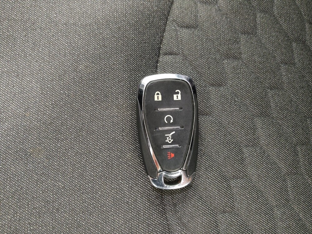 2020 Chevrolet Equinox in St. Louis, MO 63125 - 18135921 32