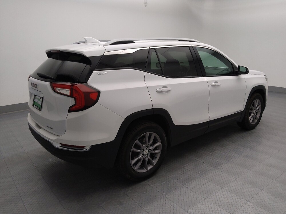 2023 GMC Terrain in Independence, MO 64055 - 18135922 10