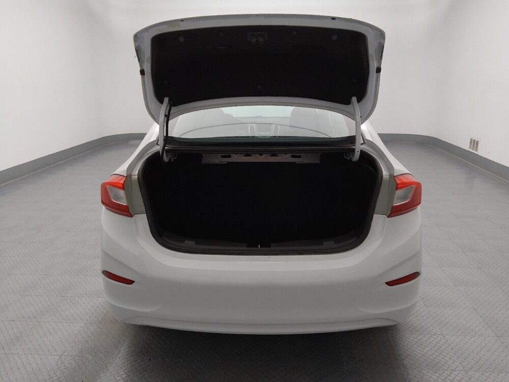 2017 Chevrolet Cruze in Topeka, KS 66611 - 18135924 29