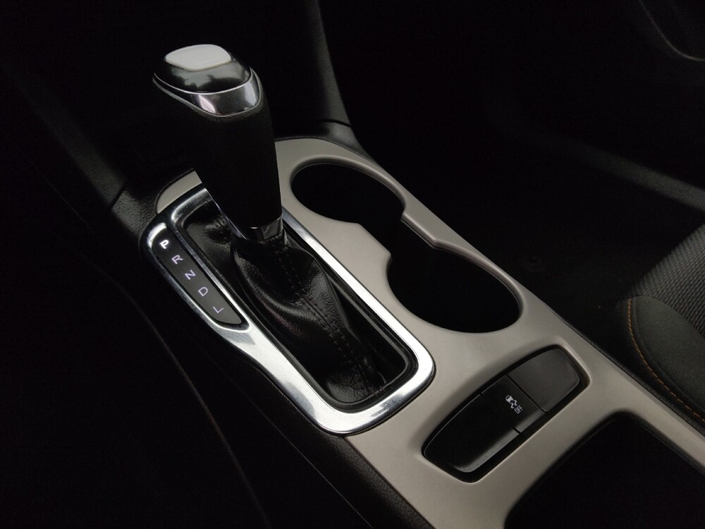 2017 Chevrolet Cruze in Topeka, KS 66611 - 18135924 26