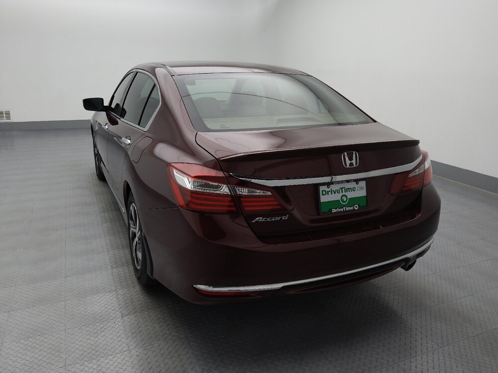 2017 Honda Accord in Springfield, MO 65807 - 18135926 6