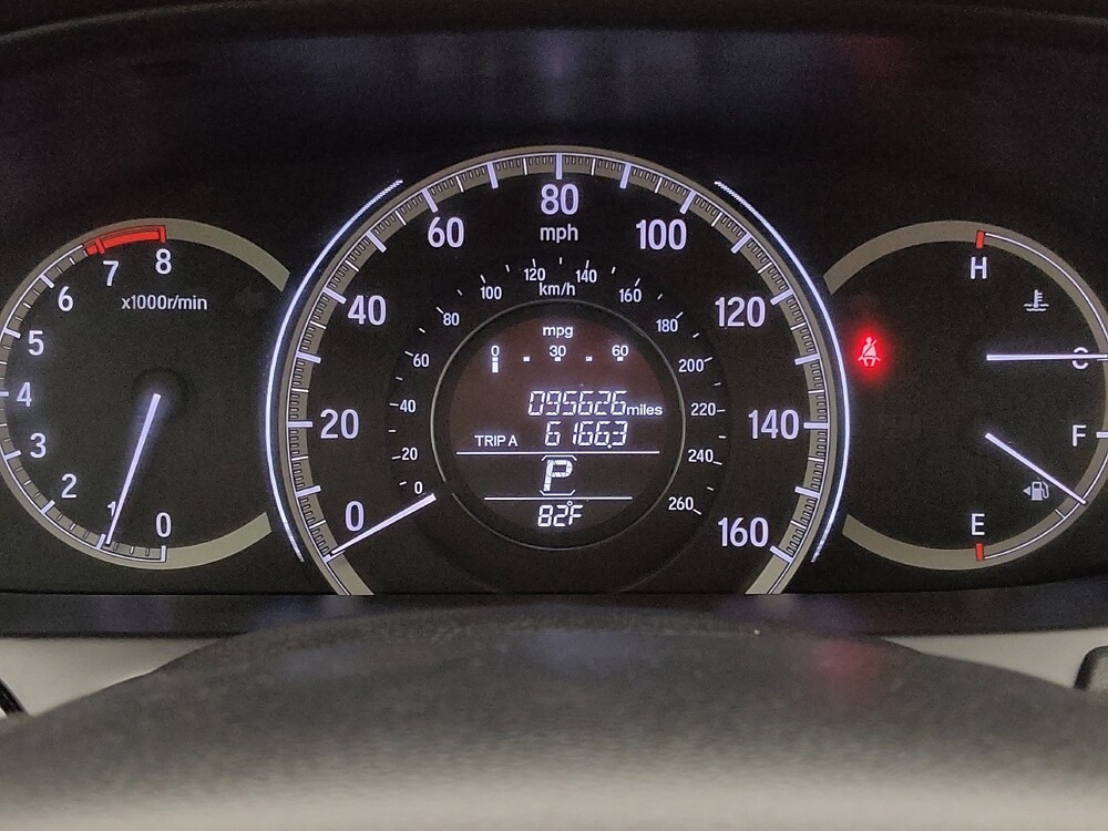 2017 Honda Accord in Springfield, MO 65807 - 18135926 23