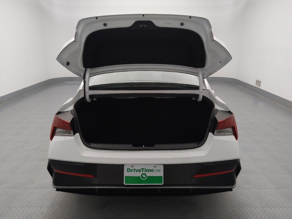 2025 Hyundai Elantra in Independence, MO 64055 - 18135928 29