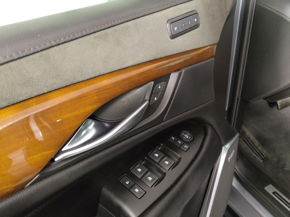 2019 Cadillac Escalade ESV in Midlothian, IL 60445 - 18135931 27