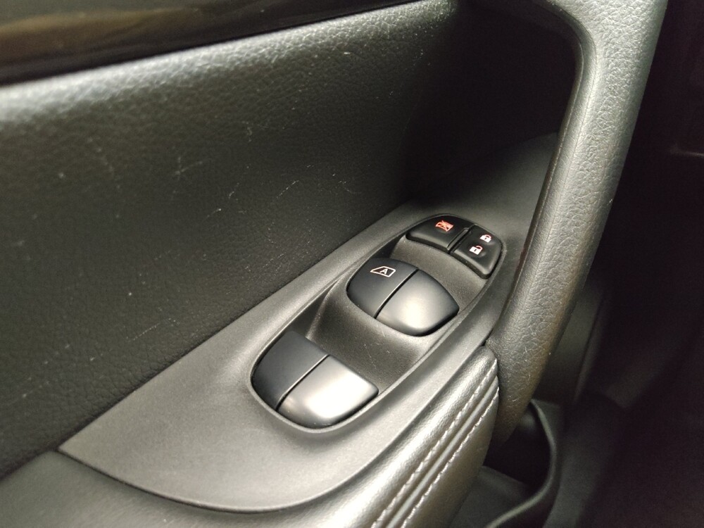 2020 Nissan Rogue in Lombard, IL 60148 - 18135933 27