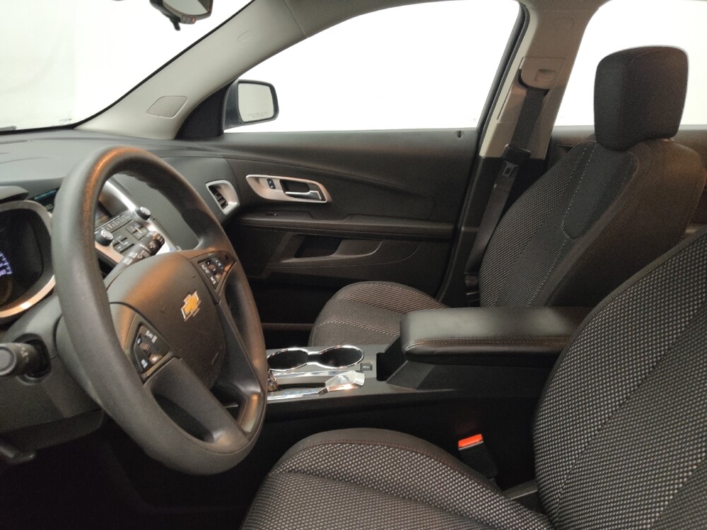 2017 Chevrolet Equinox in Lombard, IL 60148 - 18135936 17