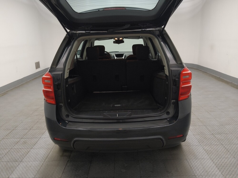 2017 Chevrolet Equinox in Lombard, IL 60148 - 18135936 29