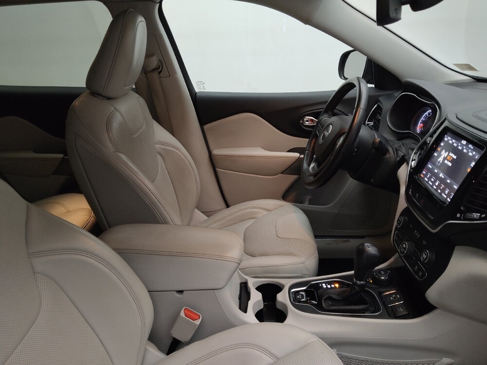 2019 Jeep Cherokee in Lombard, IL 60148 - 18135937 21