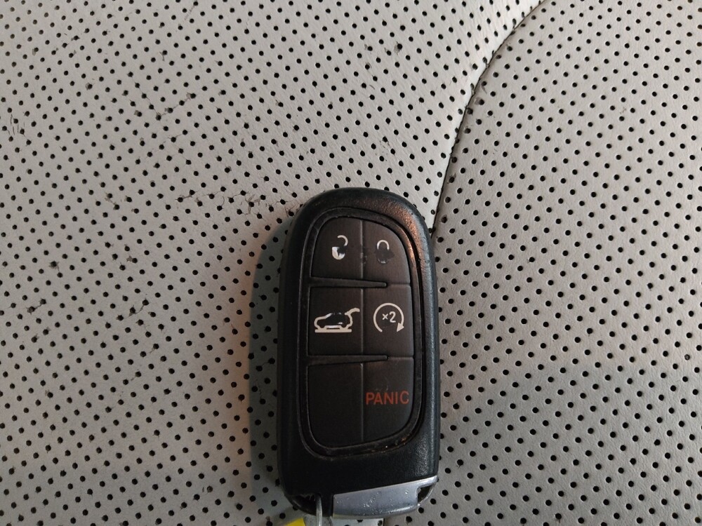 2019 Jeep Cherokee in Lombard, IL 60148 - 18135937 32