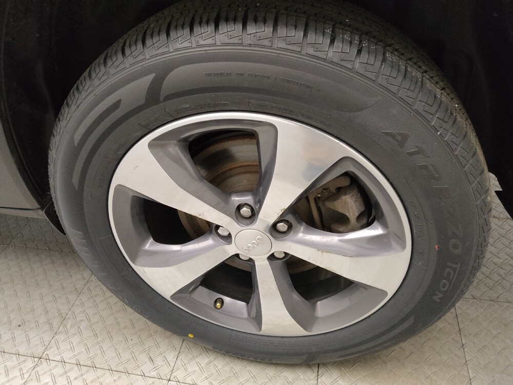 2019 Jeep Cherokee in Lombard, IL 60148 - 18135937 31