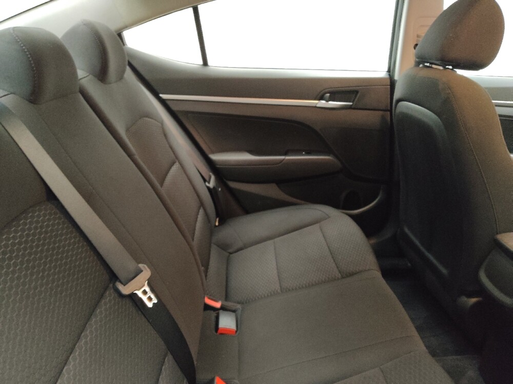 2020 Hyundai Elantra in Lombard, IL 60148 - 18135940 19